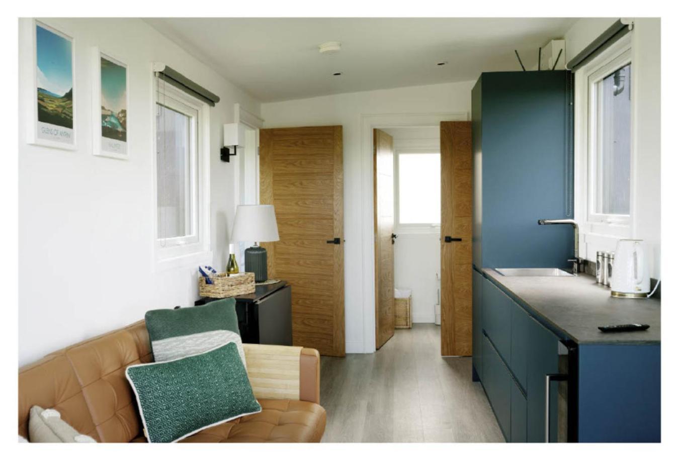 Luxury 2 Bedroom Glamping Pod With Hot Tub At Aganmore Farm Glamping - Pod 2 บัลลีคาสเซิล ภายนอก รูปภาพ
